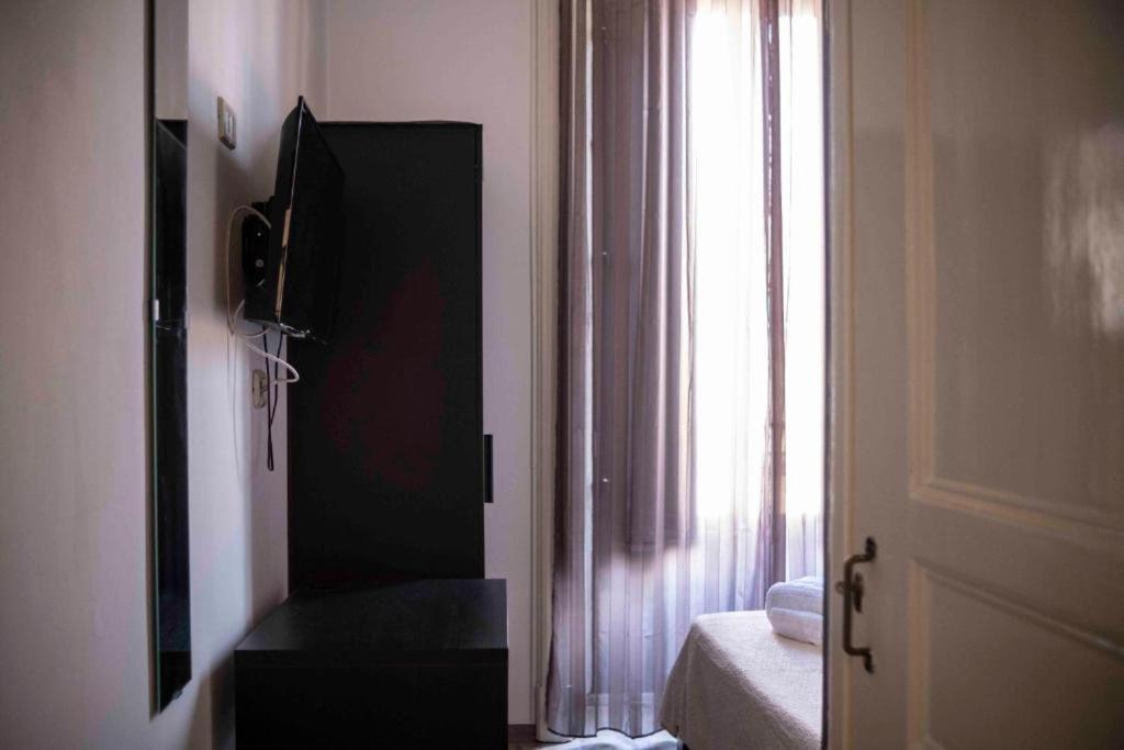 Barocco Room Катания Экстерьер фото